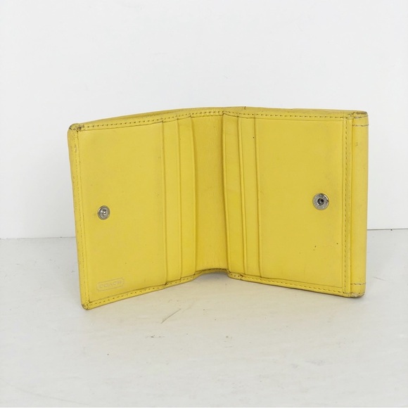 Coach, yellow, leather wallet - Picture 5 of 11